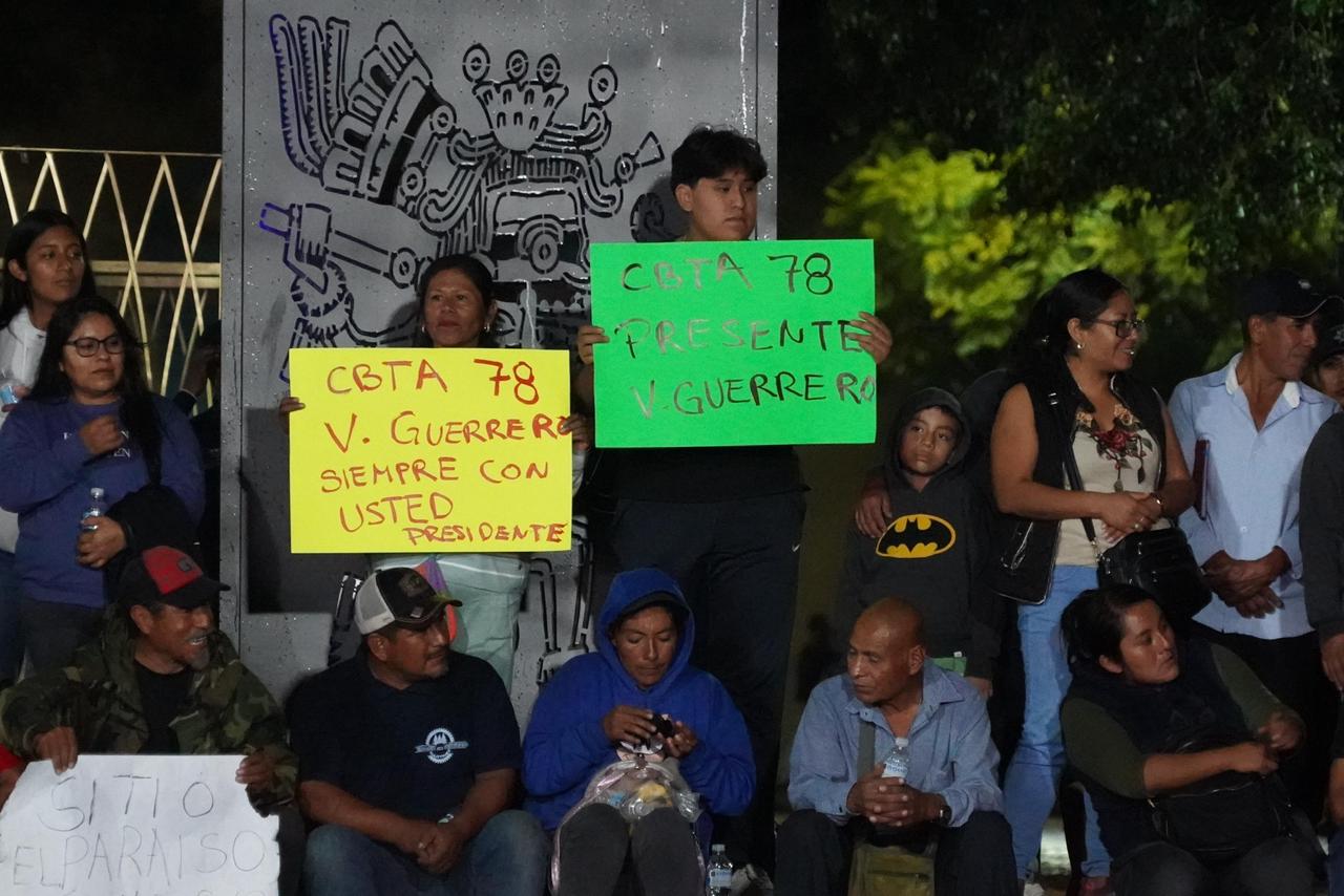 WhatsApp Image 2025-12-08 at 10.00.33 AM (5) WhatsApp Image 2025-12-08 at 10.00.33 AM (5)